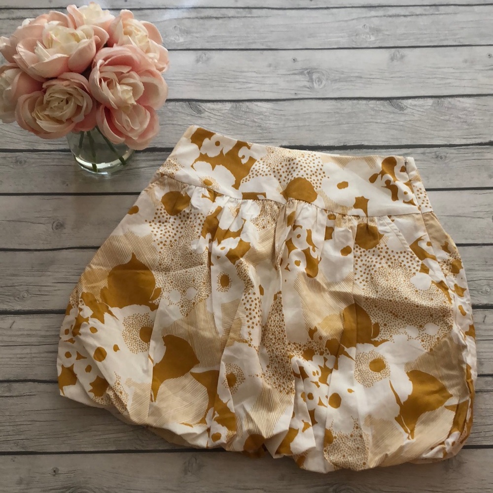 Trina Turk Bubble Hem Floral Skirt Size 0